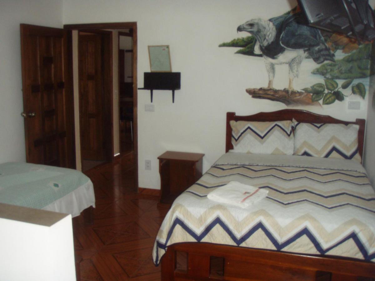 Hostal Limoncocha Tena Buitenkant foto