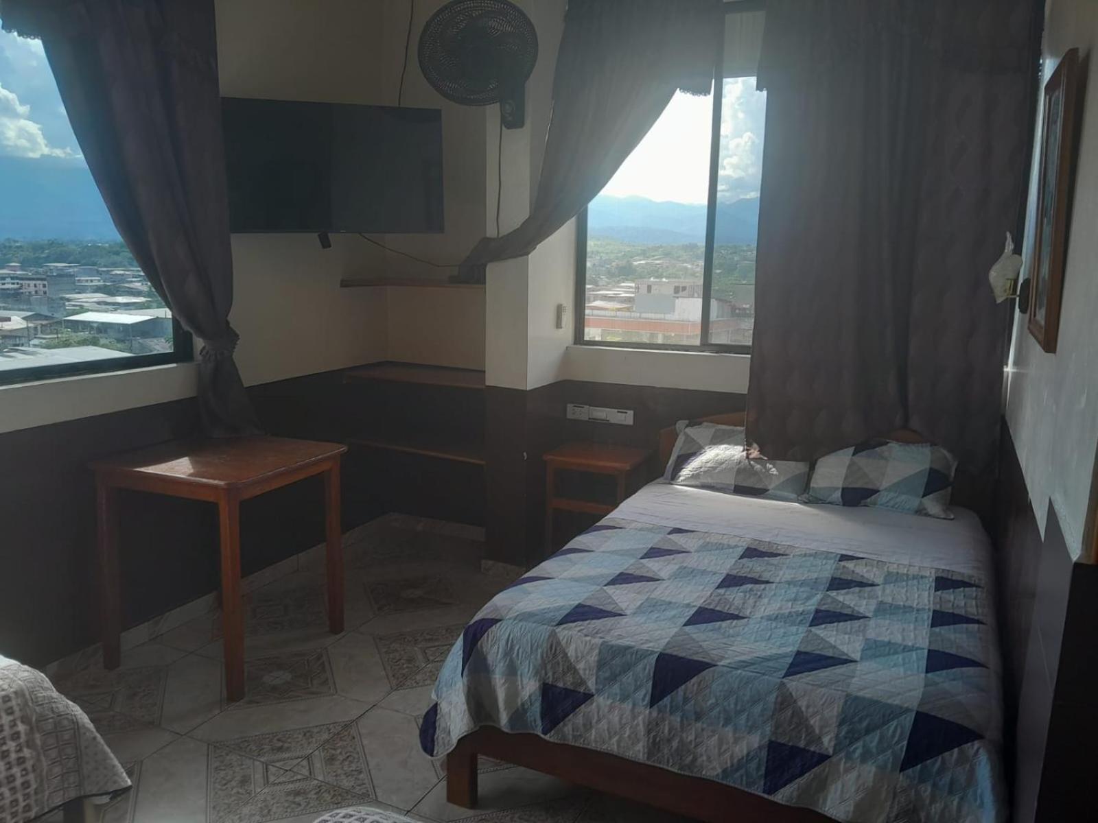 Hostal Limoncocha Tena Buitenkant foto