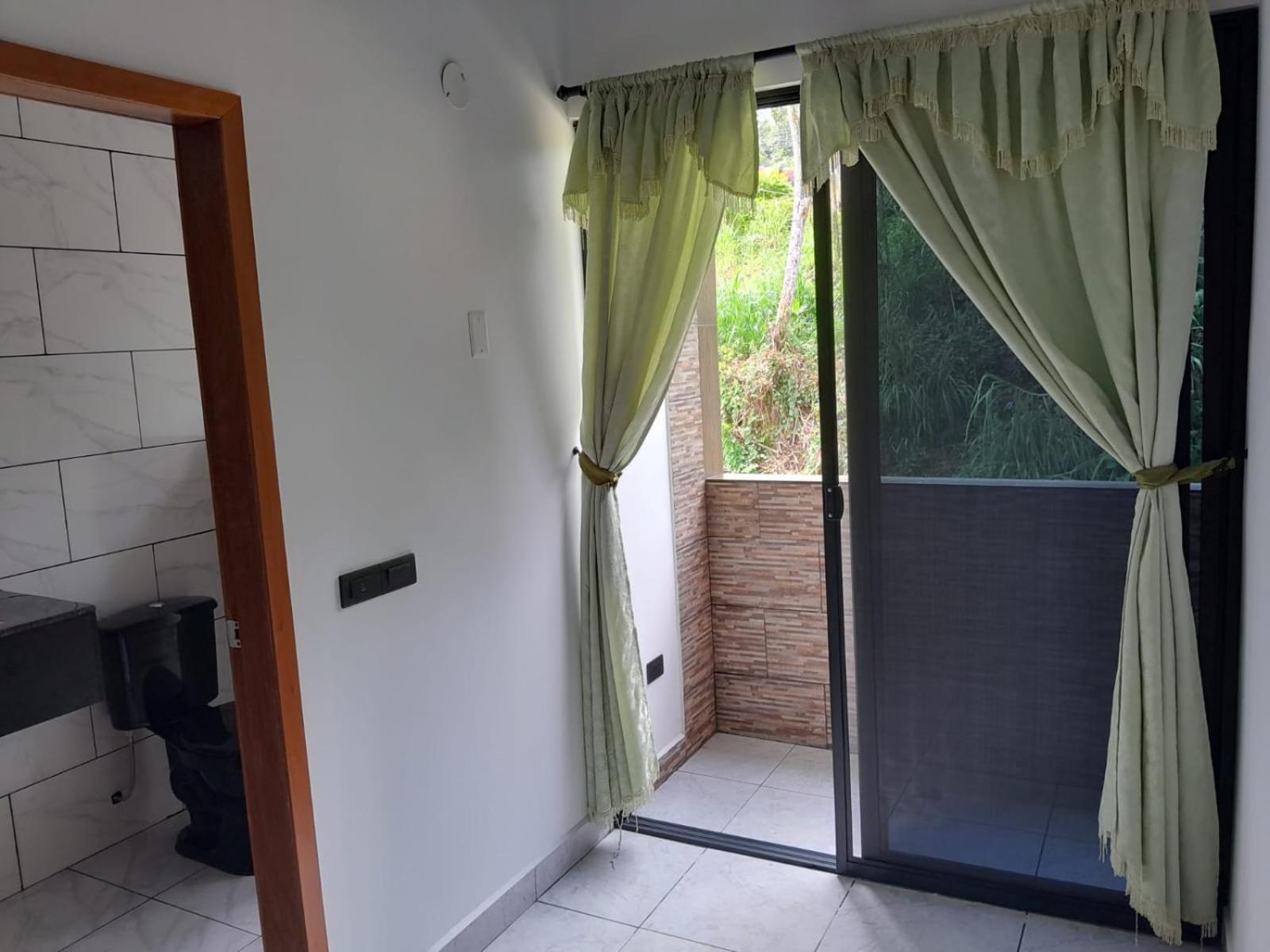 Hostal Limoncocha Tena Buitenkant foto